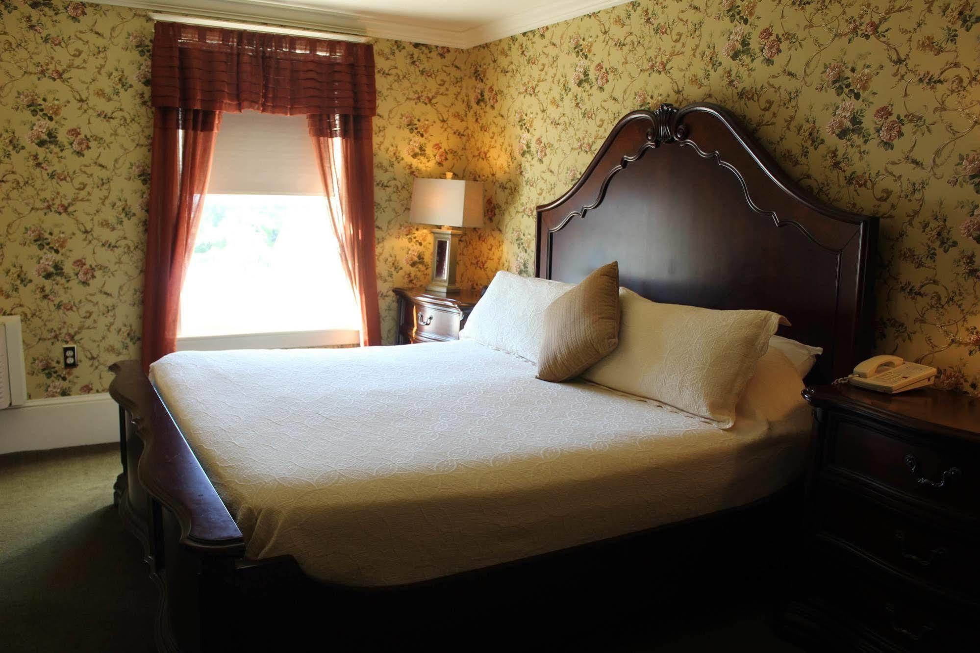 White Inn Fredonia Εξωτερικό φωτογραφία